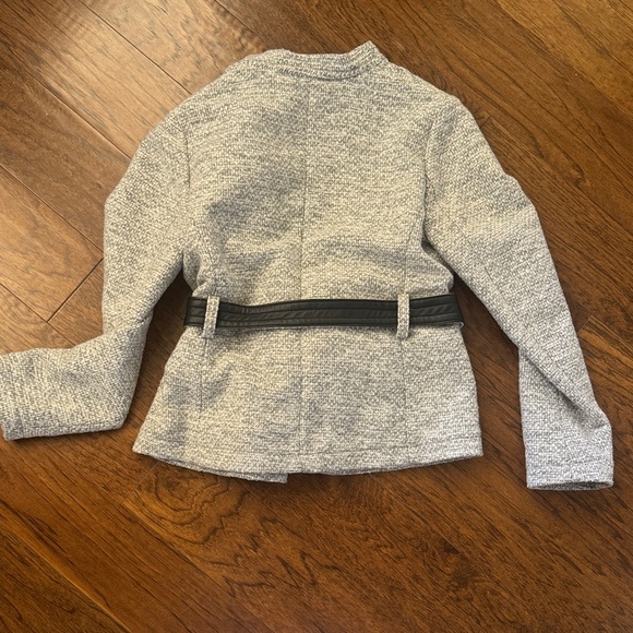 Banana Republic Factory wrap jacket with black trim - Picture 2 of 8